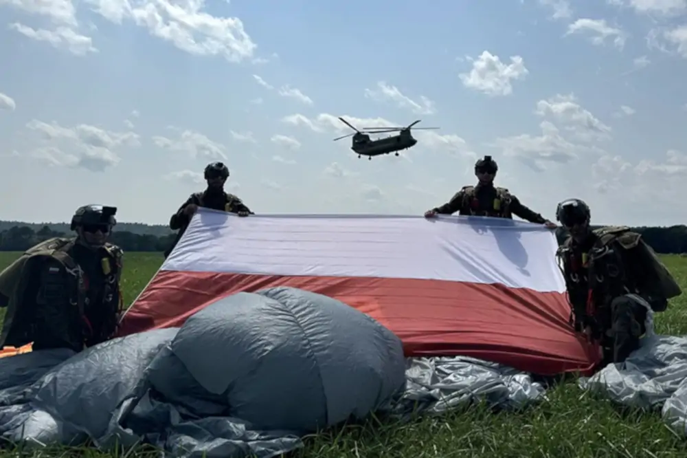 Polacy z 25 Brygady Kawalerii Powietrznej wrócili z USA z nagrodą za profesjonalizm - Foto: Sgt. 1st Class Austin Berner, Sztab Generalny WP