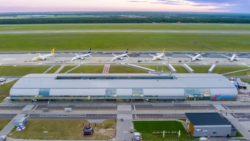 Terminal portu lotniczego w Modlinie - Foto: Materiały Portu Lotniczego Warszawa-Modlin