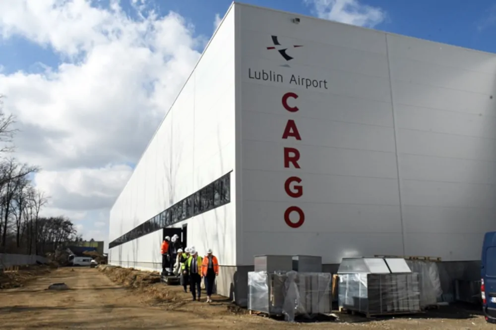 Terminal Cargo - budowa na lotnisku w Świdniku - Foto: swidnik.pl