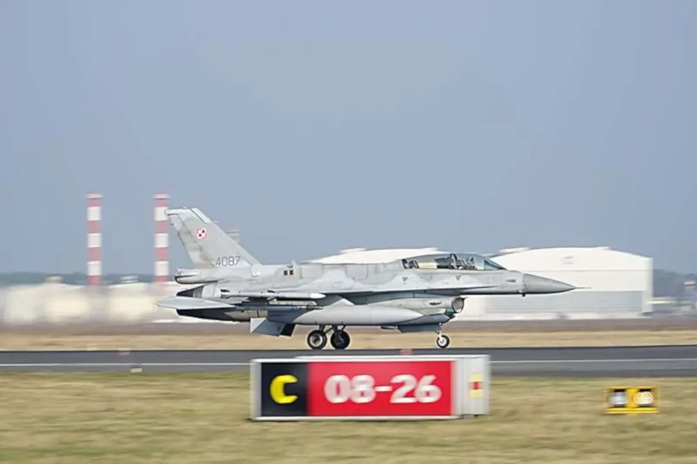 F-16 na ćwiczeniach w Bydgoszczy