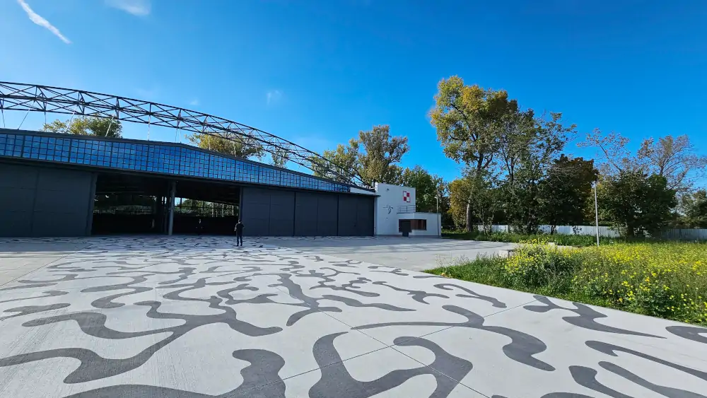 Hangar nr 5 w Muzeum Lotnictwa Polskiego