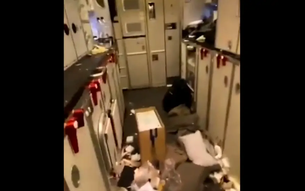 Tragiczne turbulencje na pokładzie Singapore Airlines. Jedna osoba nie żyje
