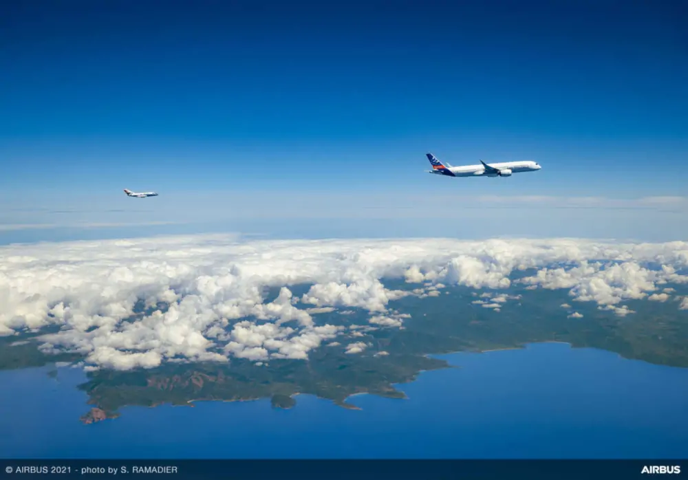 Badanie zanieczyszczeń generowanych przez samolot A350 - Foto: Airbus