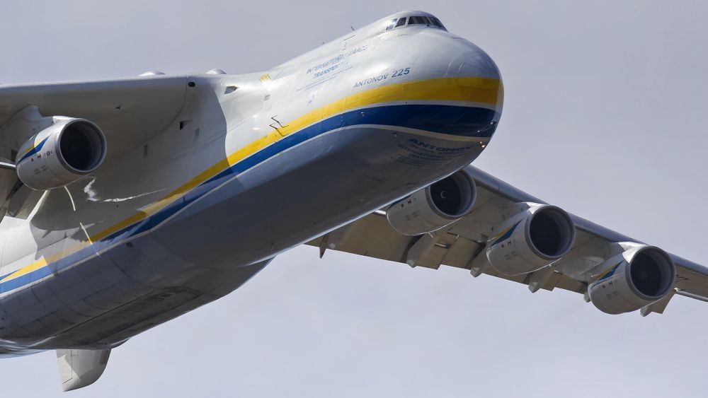 An-225 ląduje na warszawskim lotnisku Okęcie. - Foto: Anna Kucharz / Aviation24.pl