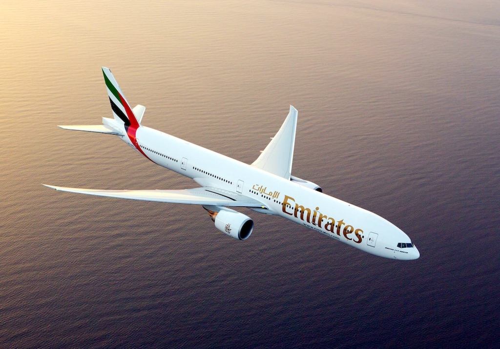 Boeing 777-300ER  Emirates - 