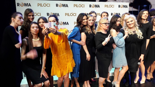 roma piloci konferencja premiera