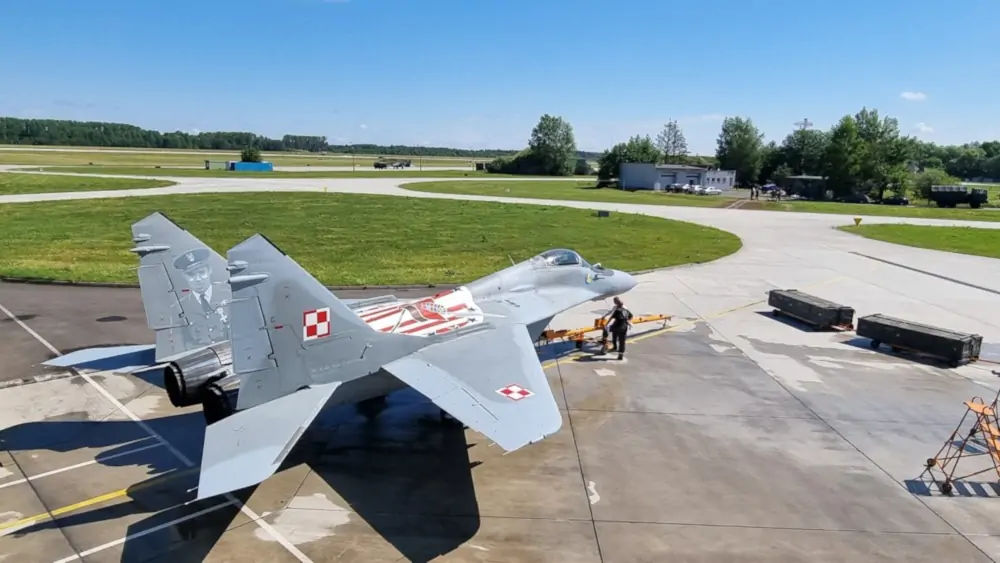 MiG-29 w malowaniu nawiązującym do Dywizjonu 303