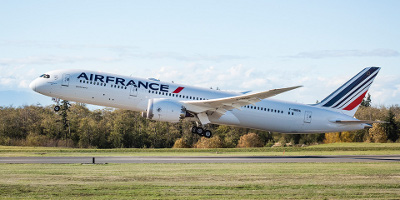 Pierwsze Dreamlinery Air France polecą do Kairu i Montrealu.