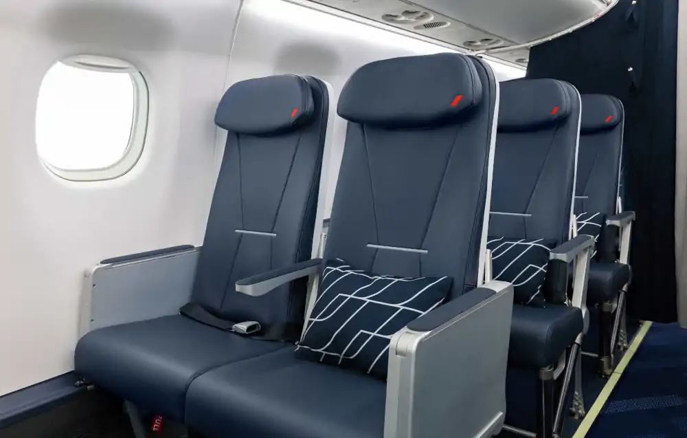 Air France prezentuje pierwszego Embraera 190 z nową kabiną