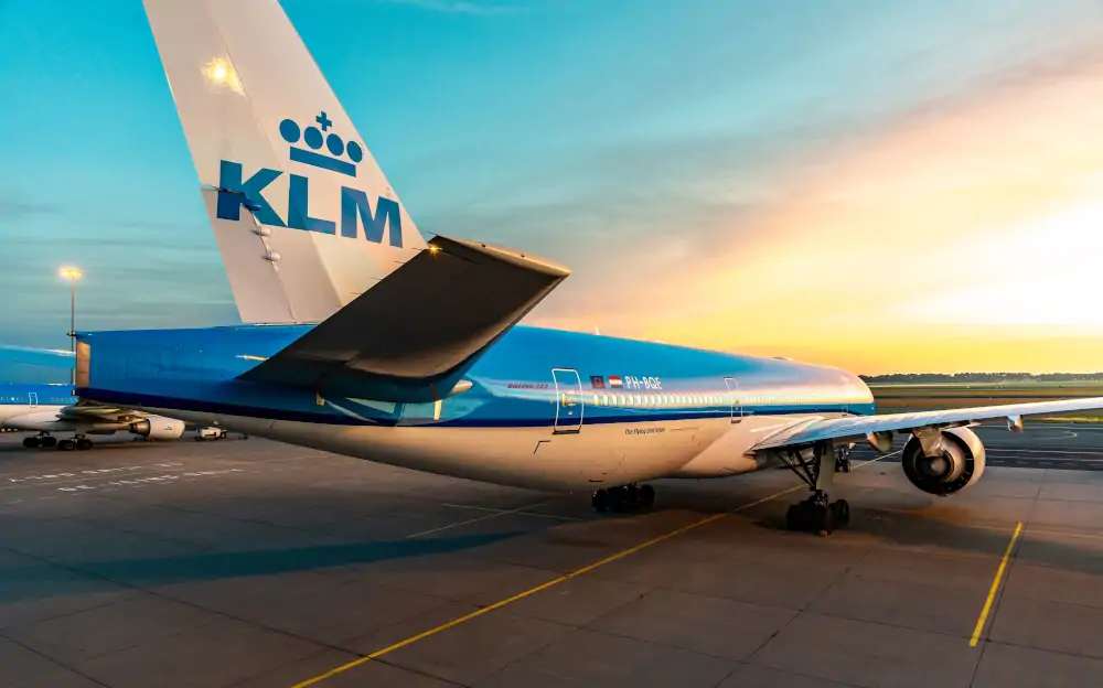 Samolot KLM na lotnisku