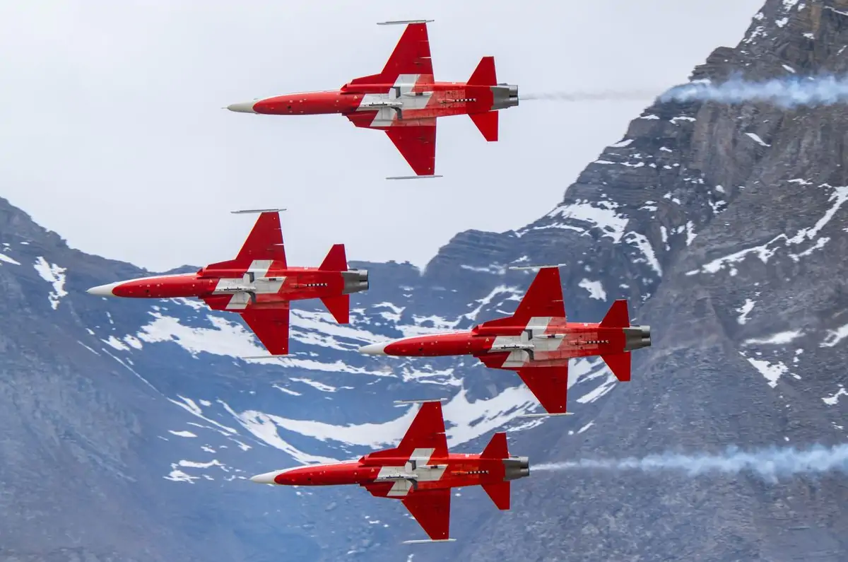 Patrouille Suisse podczas Axalp 2022