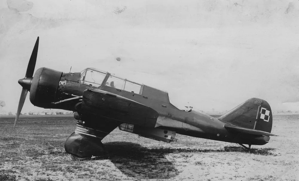 PZL-23A - Foto: Public Domain / Ilustrowany Kuryer Codzienny. 1939, nr 89 (30 III) s. 3 / NAC Sygnatura: 1-W-1554