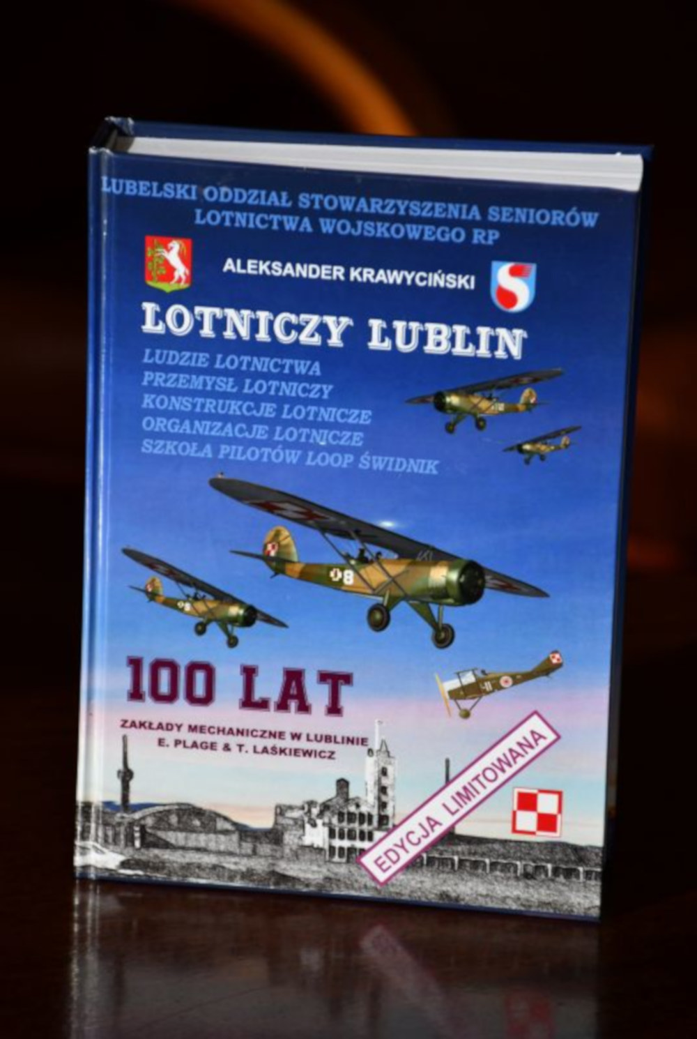 Książka "Lotniczy Lublin" - Foto: Swidnik.pl