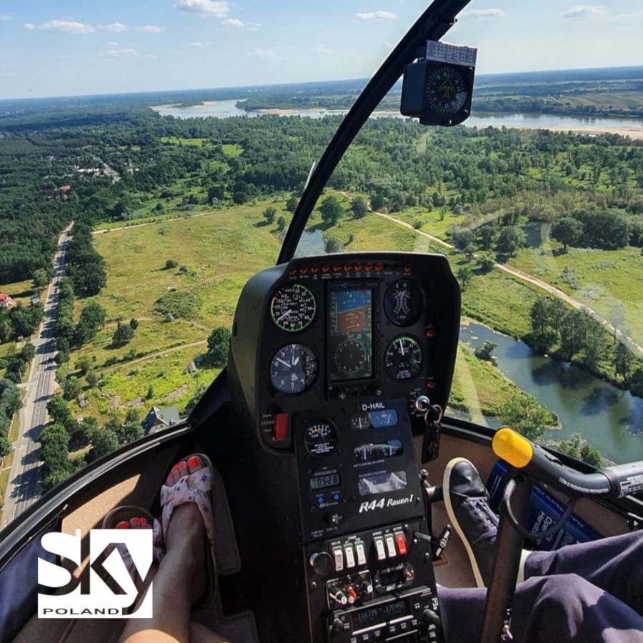 Lot helikopterem nad Warszawą